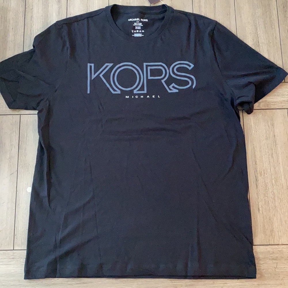 NWT men’s Michael Kors shirt. Size L